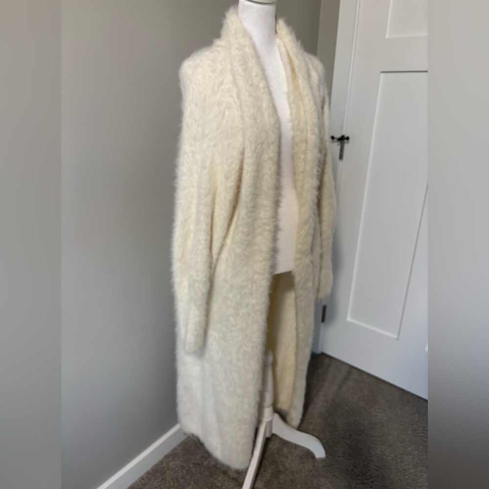 Express Longline Eyelash Texture Cardigan - Picture 2 of 5